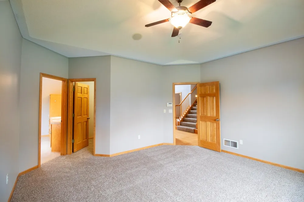 6739 Yellowstone Lane Maple Grove, MN 55311