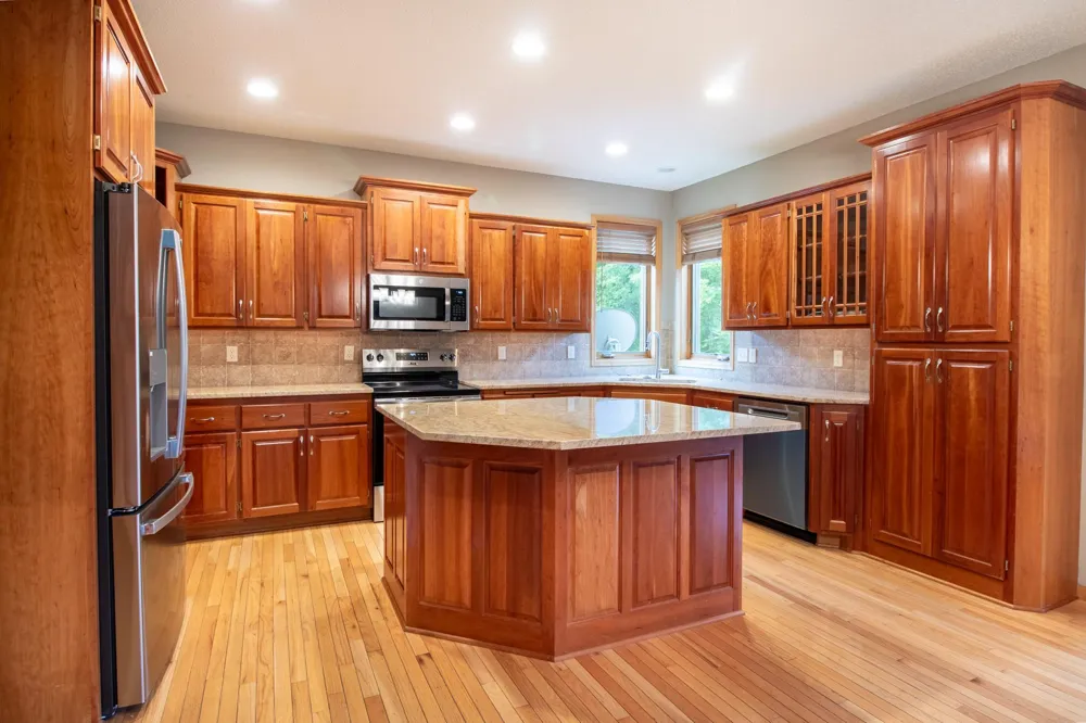 6739 Yellowstone Lane Maple Grove, MN 55311