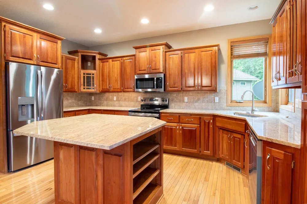6739 Yellowstone Lane Maple Grove, MN 55311