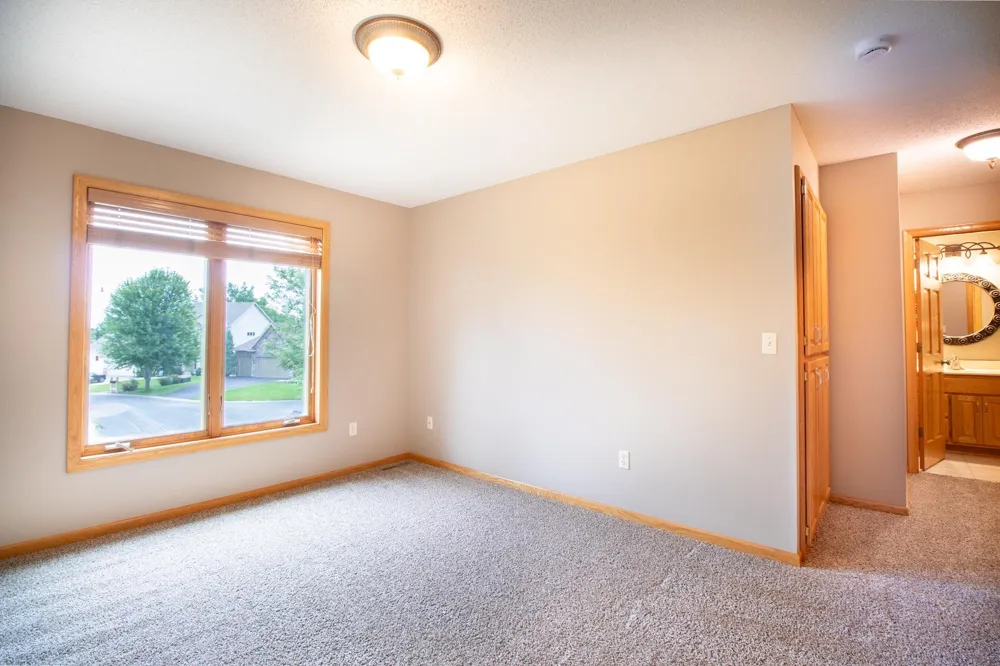 6739 Yellowstone Lane Maple Grove, MN 55311