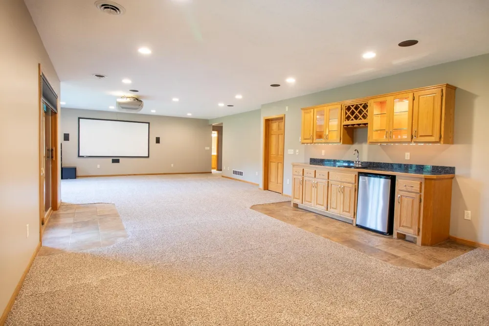 6739 Yellowstone Lane Maple Grove, MN 55311