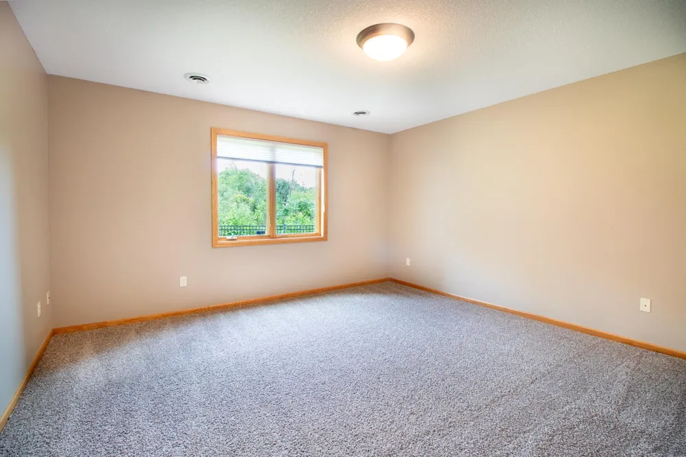 6739 Yellowstone Lane Maple Grove, MN 55311