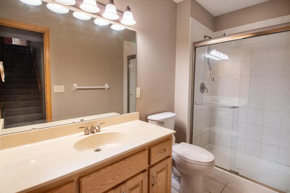 6739 Yellowstone Lane Maple Grove, MN 55311