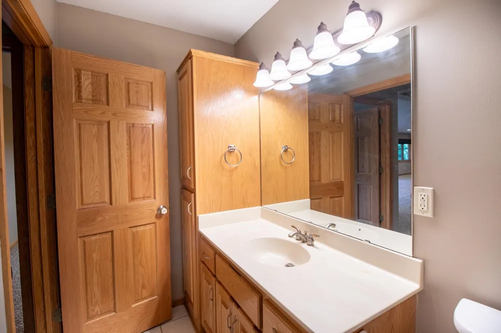 6739 Yellowstone Lane Maple Grove, MN 55311