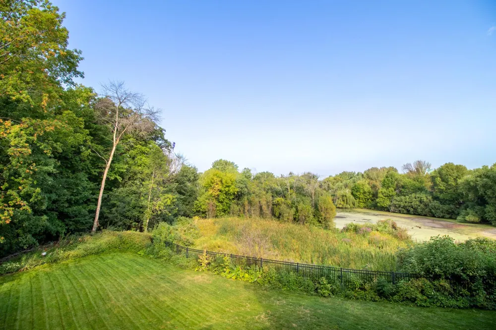 6739 Yellowstone Lane Maple Grove, MN 55311
