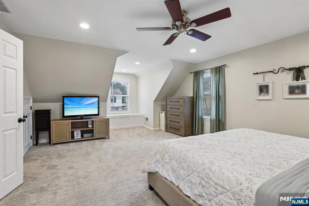 74 Overhill Road Belleville, NJ 07109