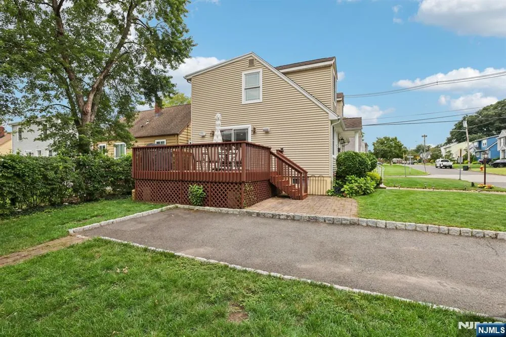 74 Overhill Road Belleville, NJ 07109