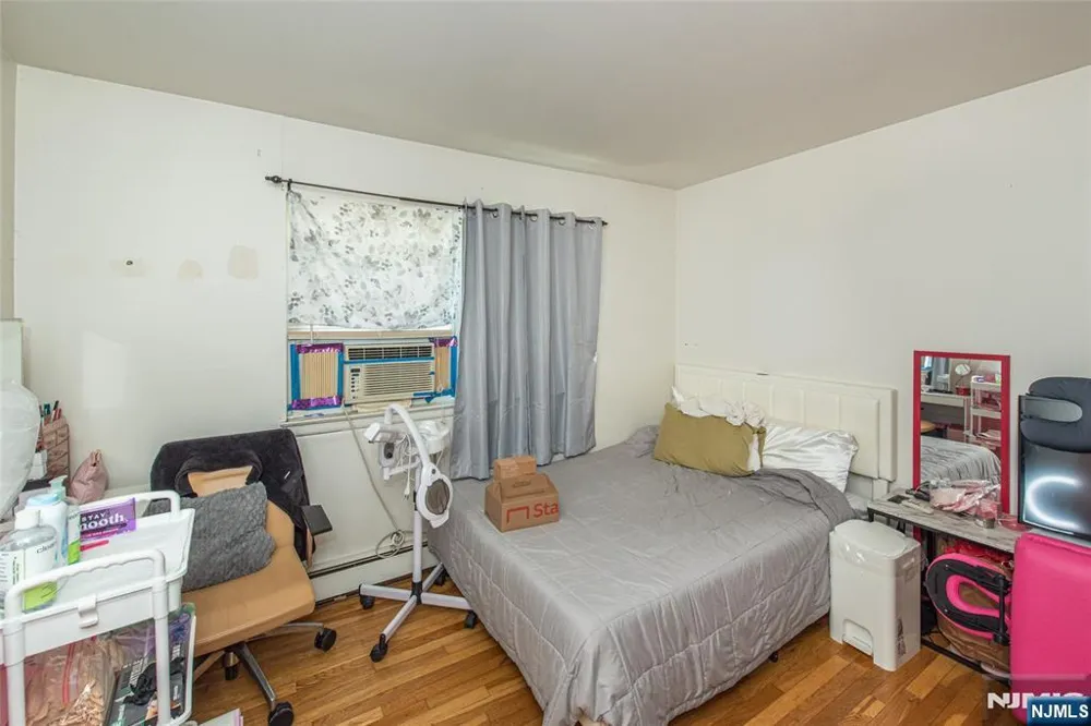 20 Halsey Avenue 6 Haledon, NJ 07508