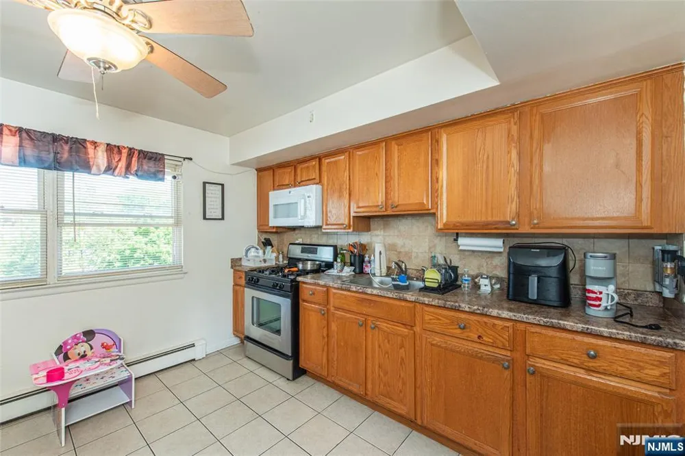 20 Halsey Avenue 6 Haledon, NJ 07508
