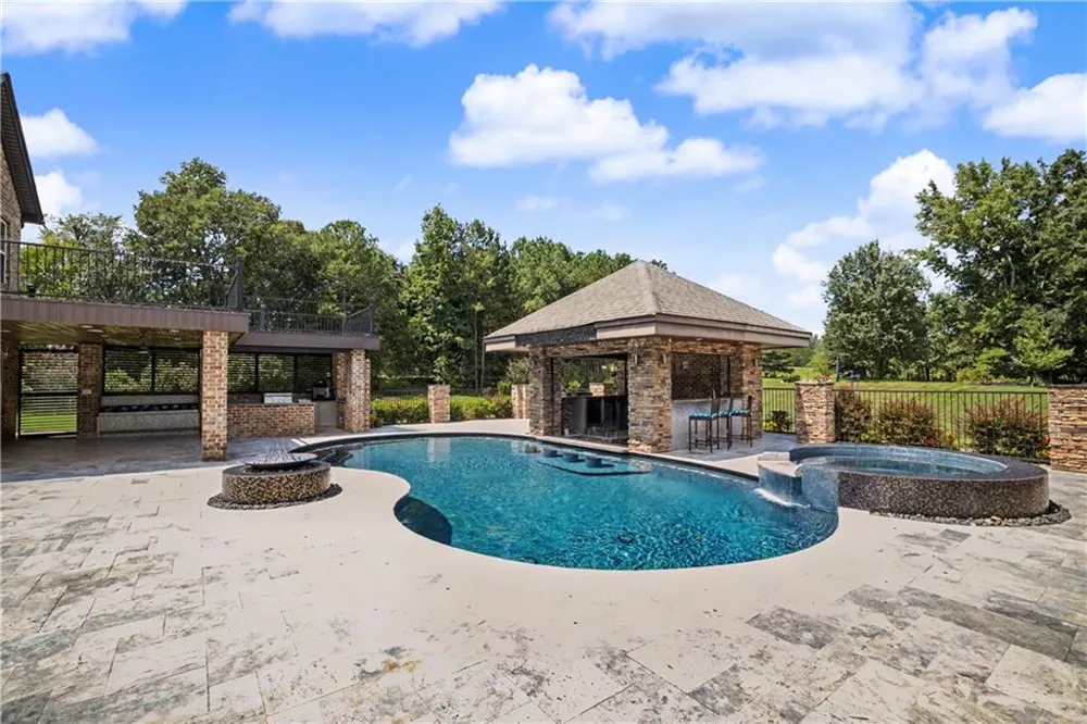 120 Broad Meadows Lane Fayetteville, GA 30215