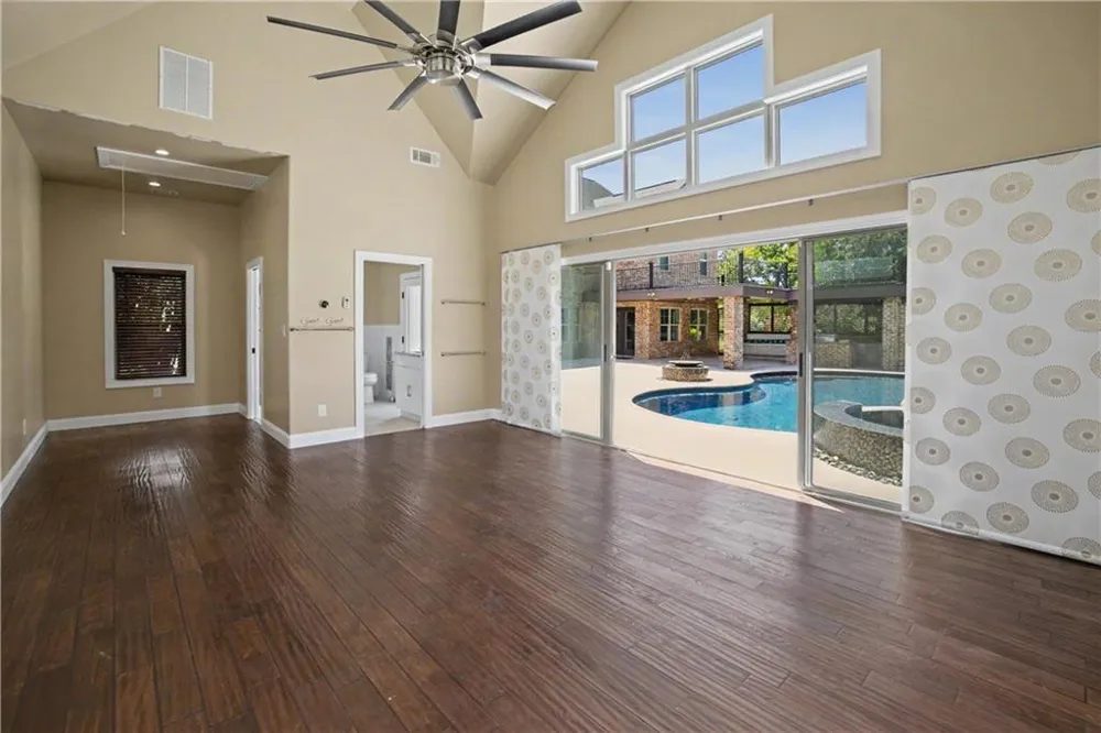120 Broad Meadows Lane Fayetteville, GA 30215