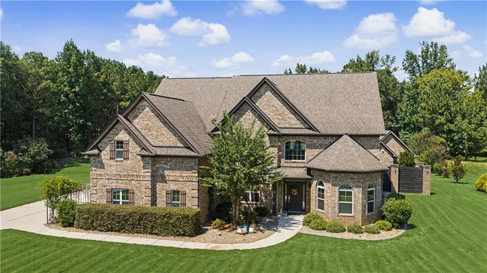 120 Broad Meadows Lane Fayetteville, GA 30215