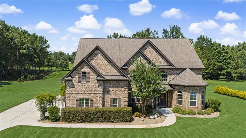 120 Broad Meadows Lane Fayetteville, GA 30215