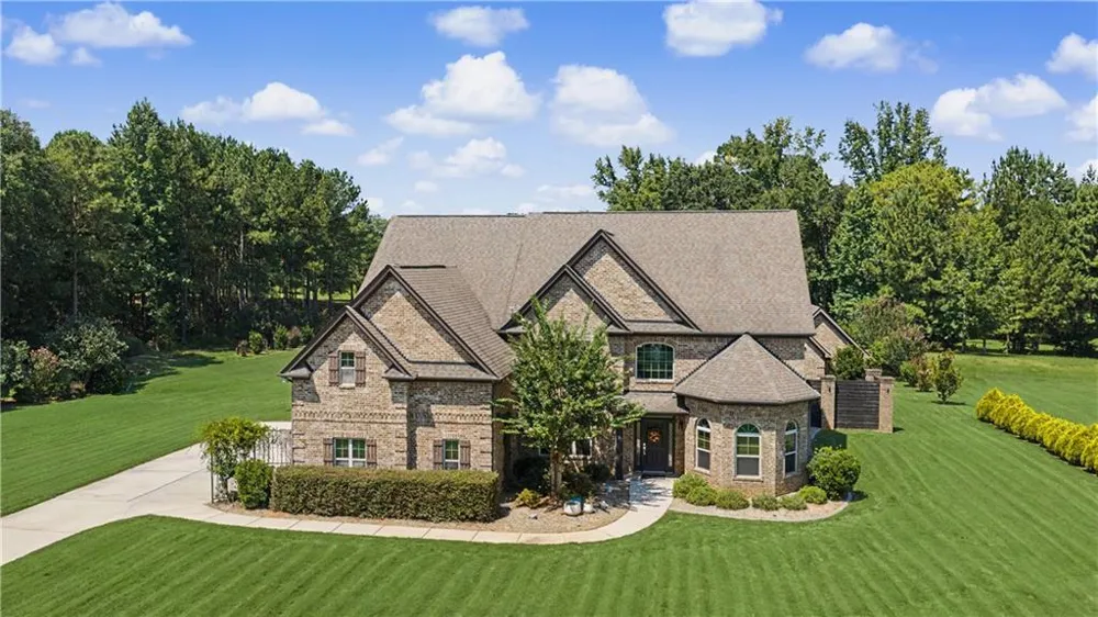 120 Broad Meadows Lane Fayetteville, GA 30215