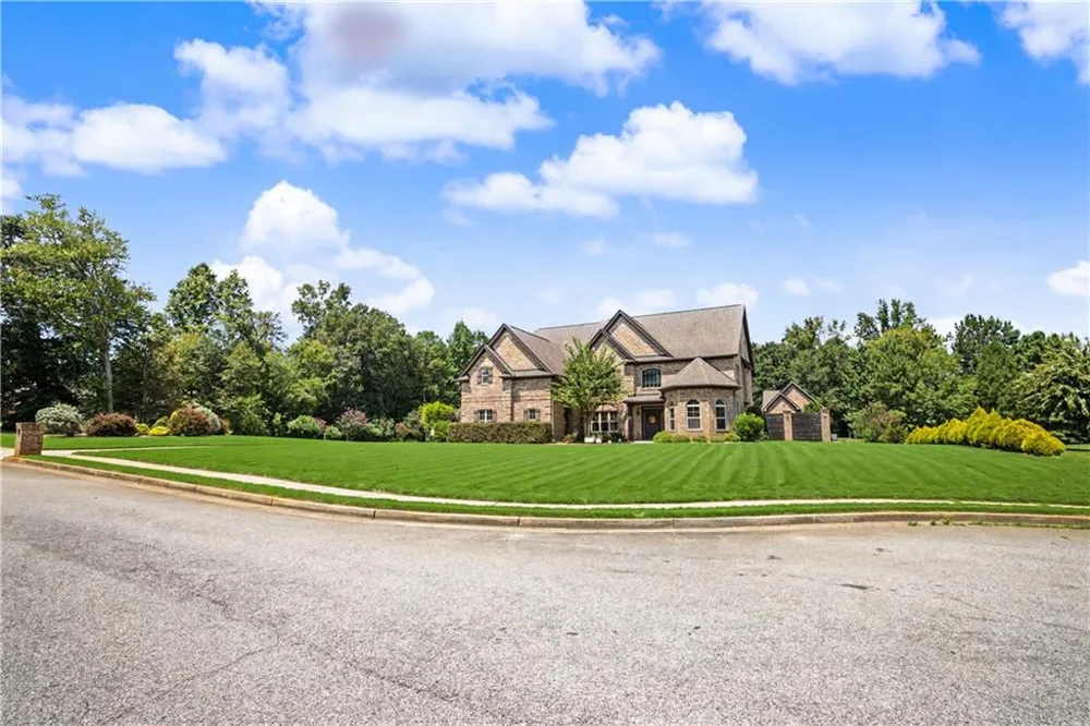 120 Broad Meadows Lane Fayetteville, GA 30215