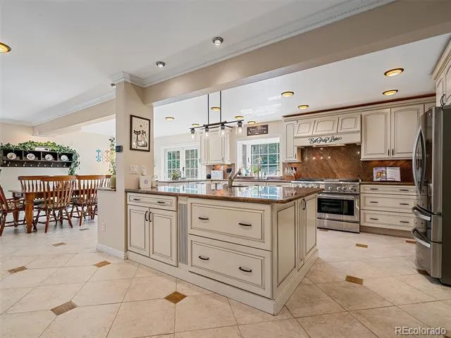8280 Grizzly Way Evergreen, CO 80439