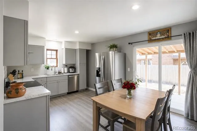 1307 Grays Peak Drive Longmont, CO 80504