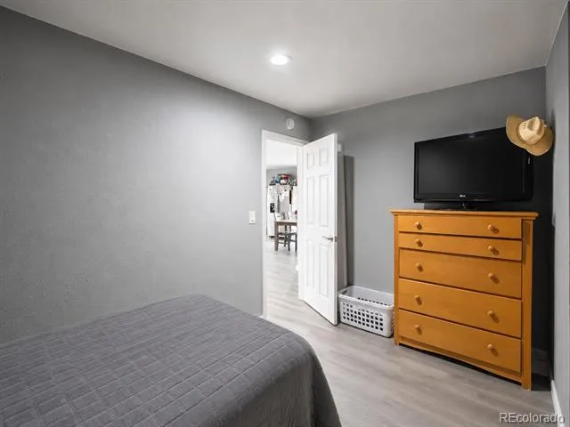 1307 Grays Peak Drive Longmont, CO 80504