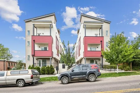 1369 Knox Court