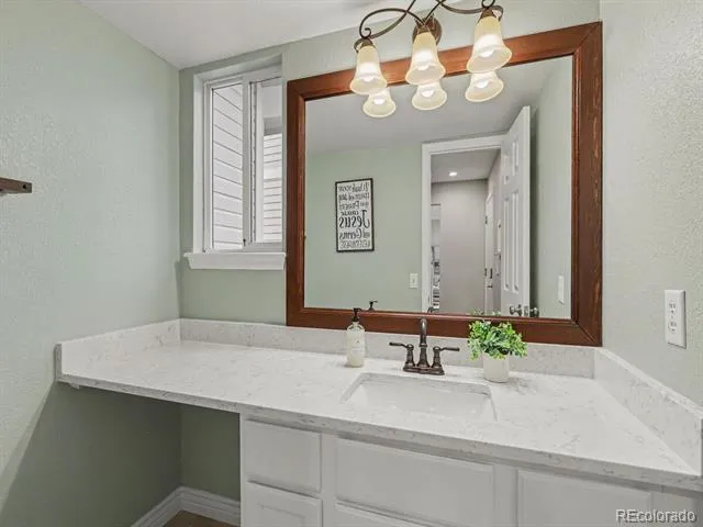 15936 W 64th Circle Arvada, CO 80007
