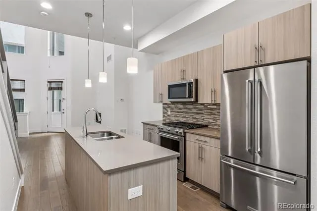 2733 W 28th Avenue #7 Denver, CO 80211