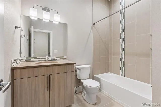 2733 W 28th Avenue #7 Denver, CO 80211