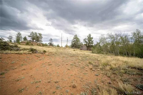 25 Huron Road