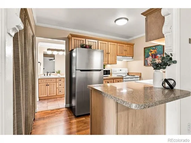 2227 Canyon Boulevard #411 Boulder, CO 80302
