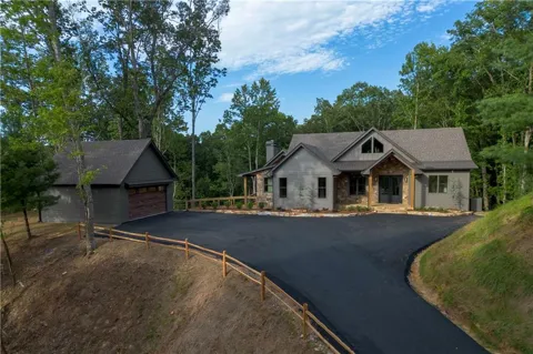 750 Settlers Ridge Rd