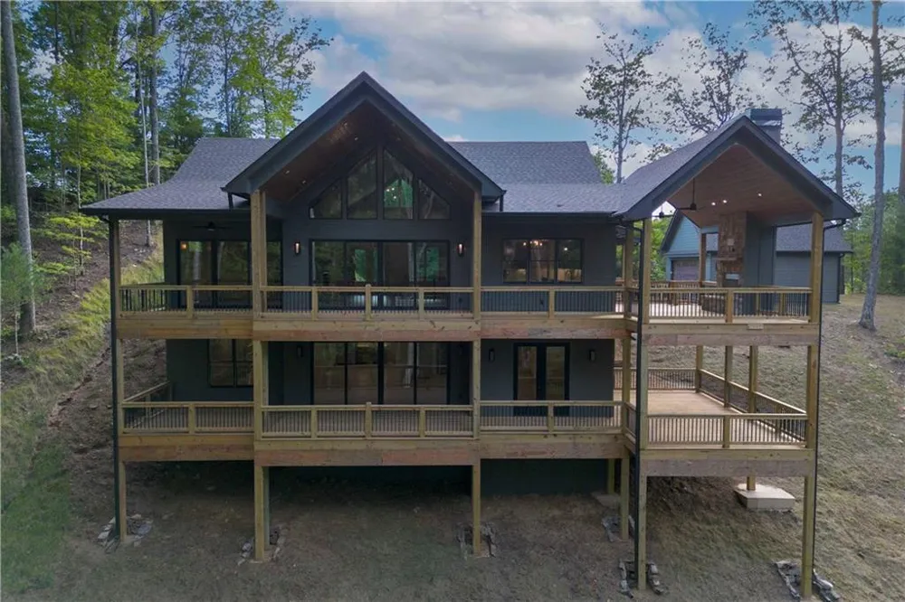 750 Settlers Ridge Rd Ellijay, GA 30540