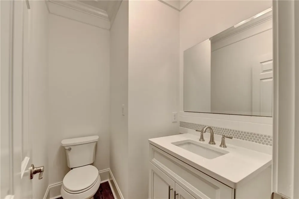 7040 Laurel Oak Drive Suwanee, GA 30024