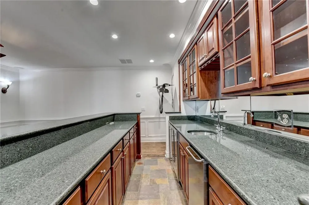 7040 Laurel Oak Drive Suwanee, GA 30024