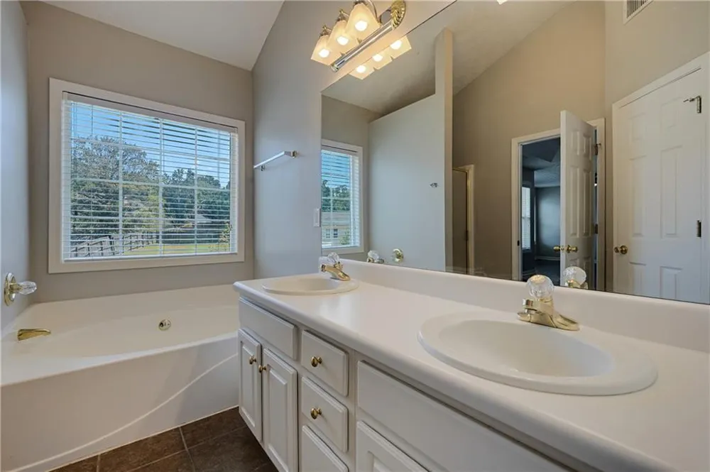 6015 Farmwood Way SE Mableton, GA 30126
