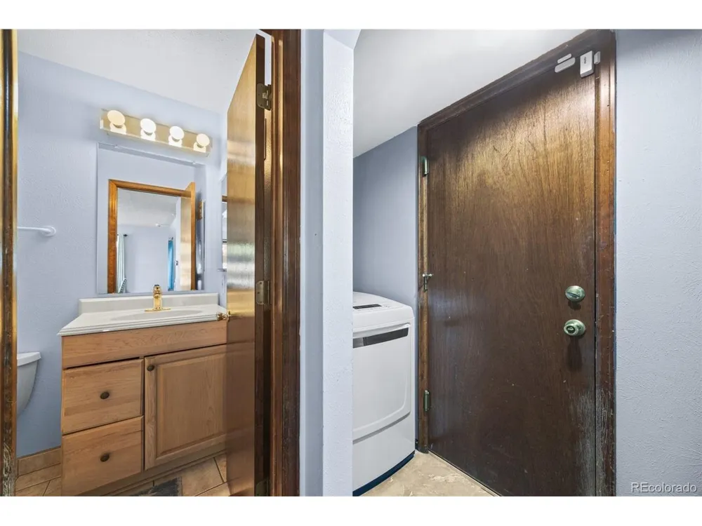 17805 E Bethany Place Aurora, CO 80013