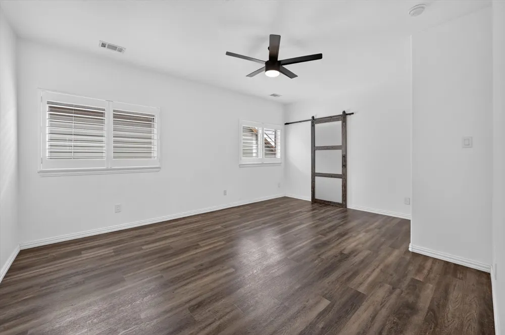 2208 Grizzly Run Lane Euless, TX 76039