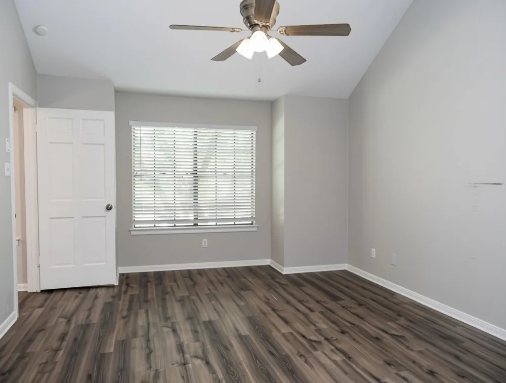 2118 Waterfall Drive Missouri City, TX 77489