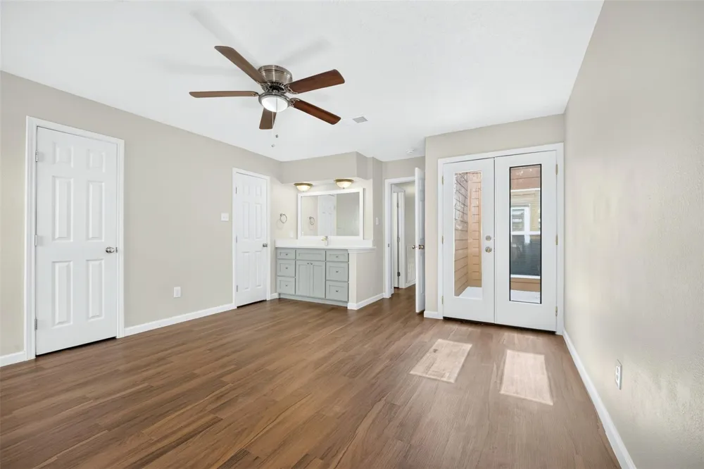 8702 Parkway Forest Drive Houston, TX 77044