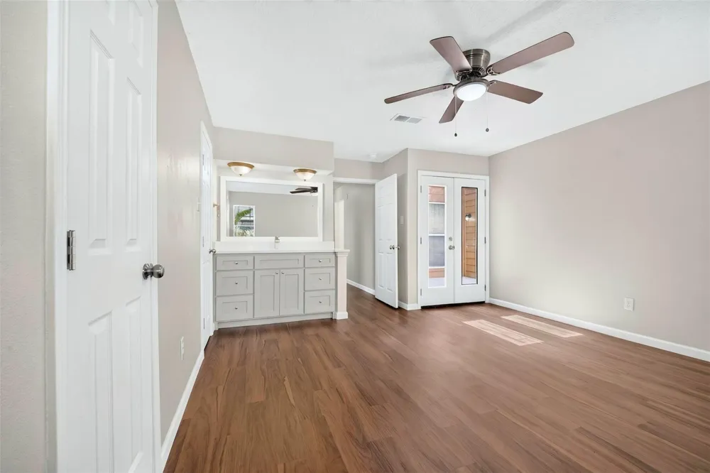 8702 Parkway Forest Drive Houston, TX 77044