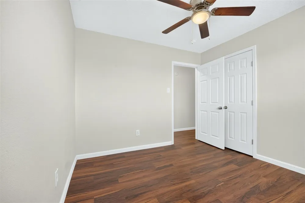 8702 Parkway Forest Drive Houston, TX 77044