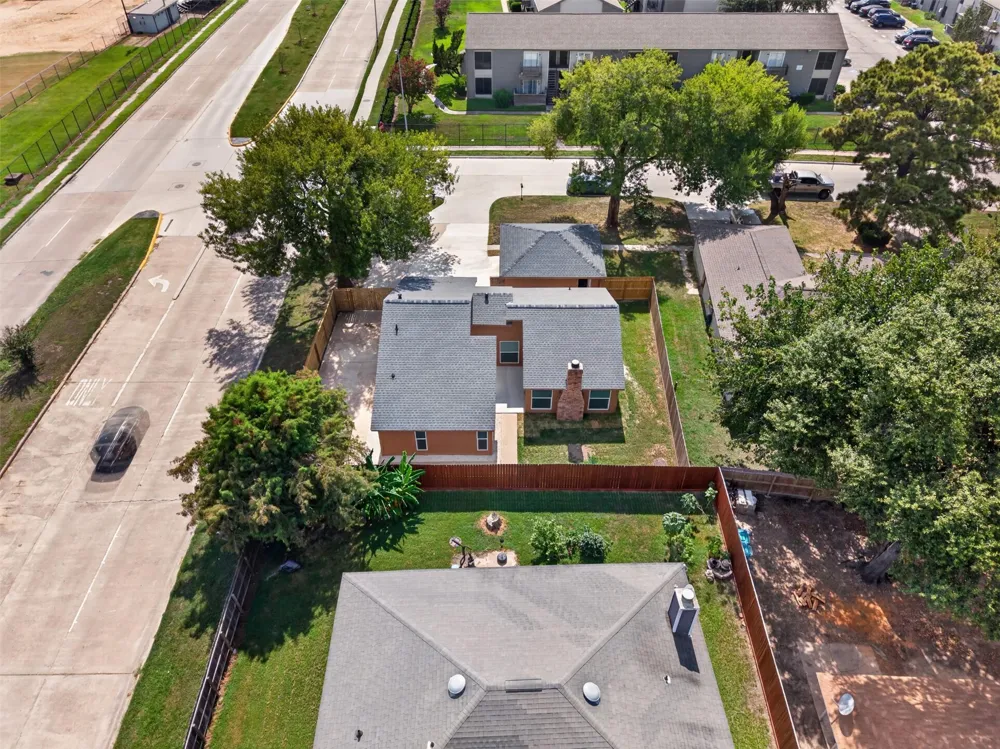 8702 Parkway Forest Drive Houston, TX 77044