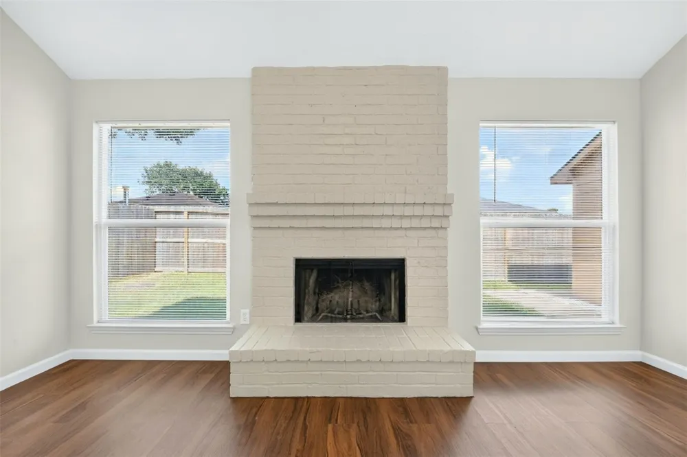 8702 Parkway Forest Drive Houston, TX 77044
