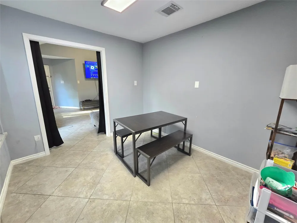 5205 Winding Brook Drive Dickinson, TX 77539