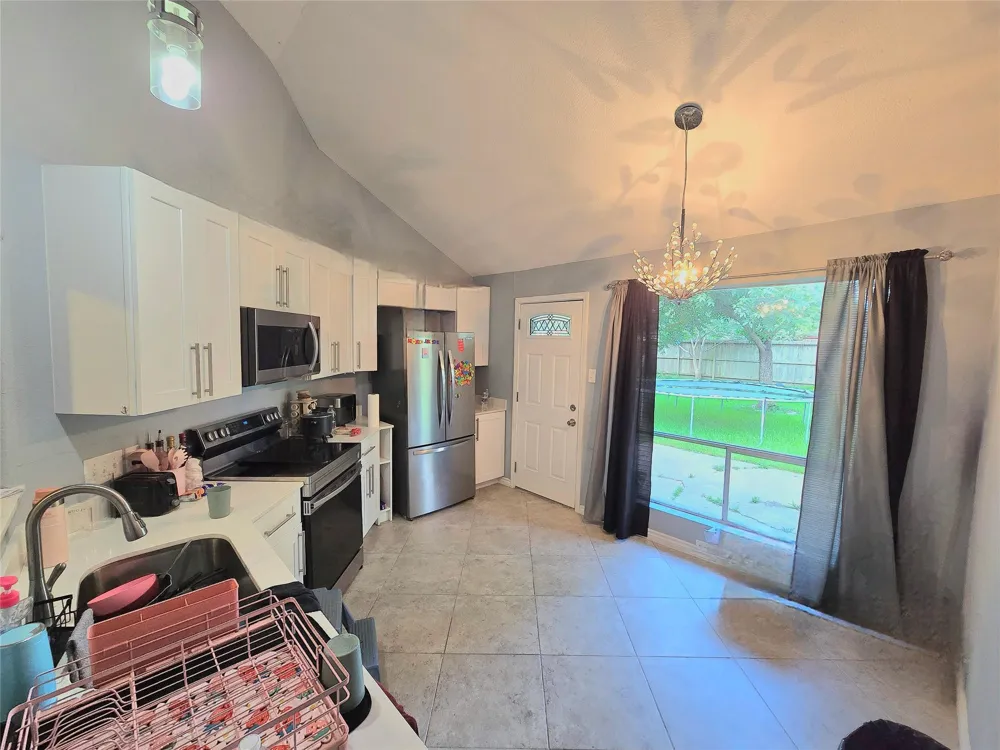 5205 Winding Brook Drive Dickinson, TX 77539