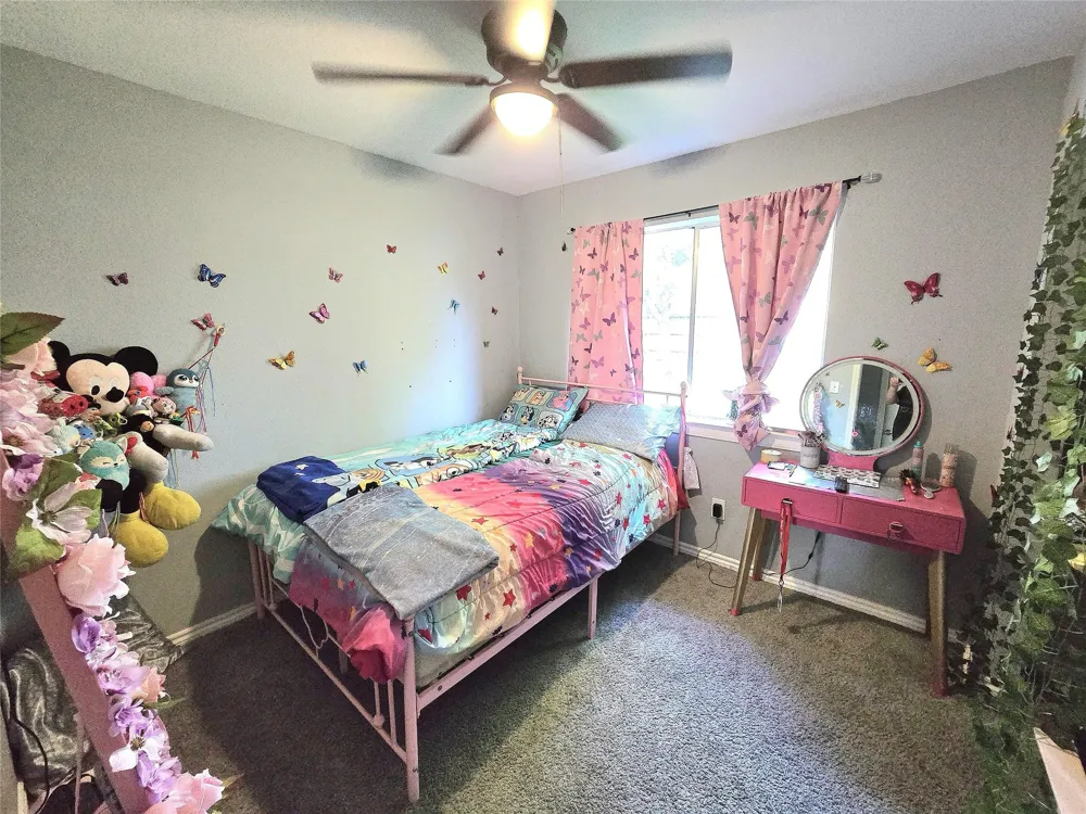 5205 Winding Brook Drive Dickinson, TX 77539