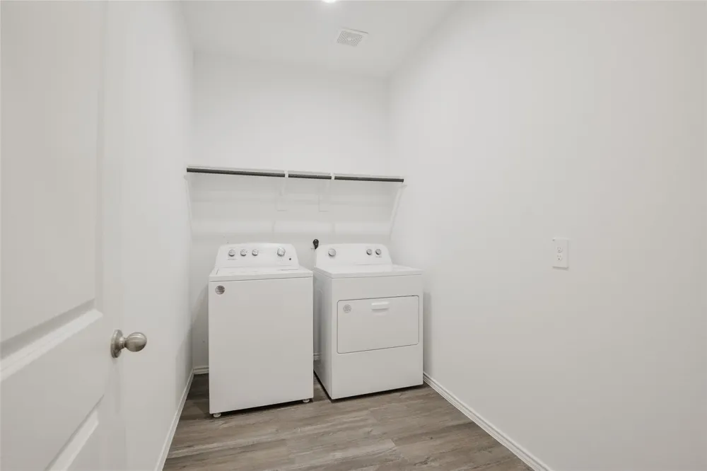 1055 Llano Trail Dayton, TX 77535