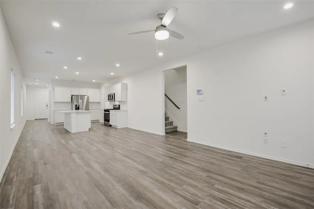 1055 Llano Trail Dayton, TX 77535