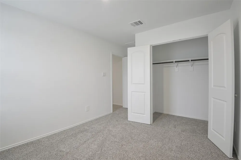 1055 Llano Trail Dayton, TX 77535