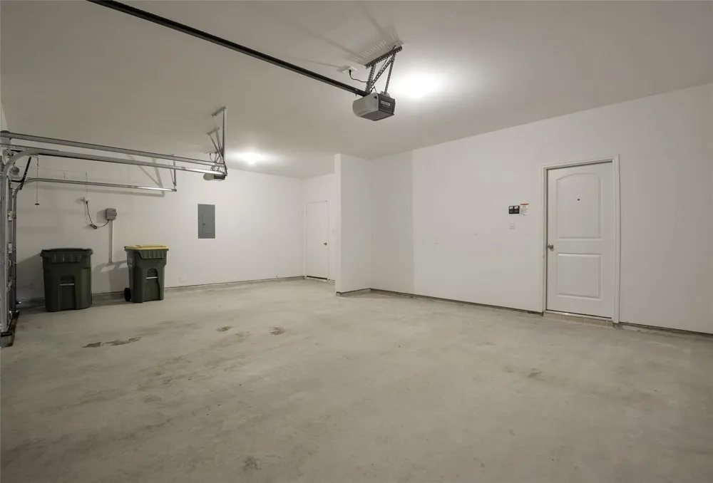 1055 Llano Trail Dayton, TX 77535
