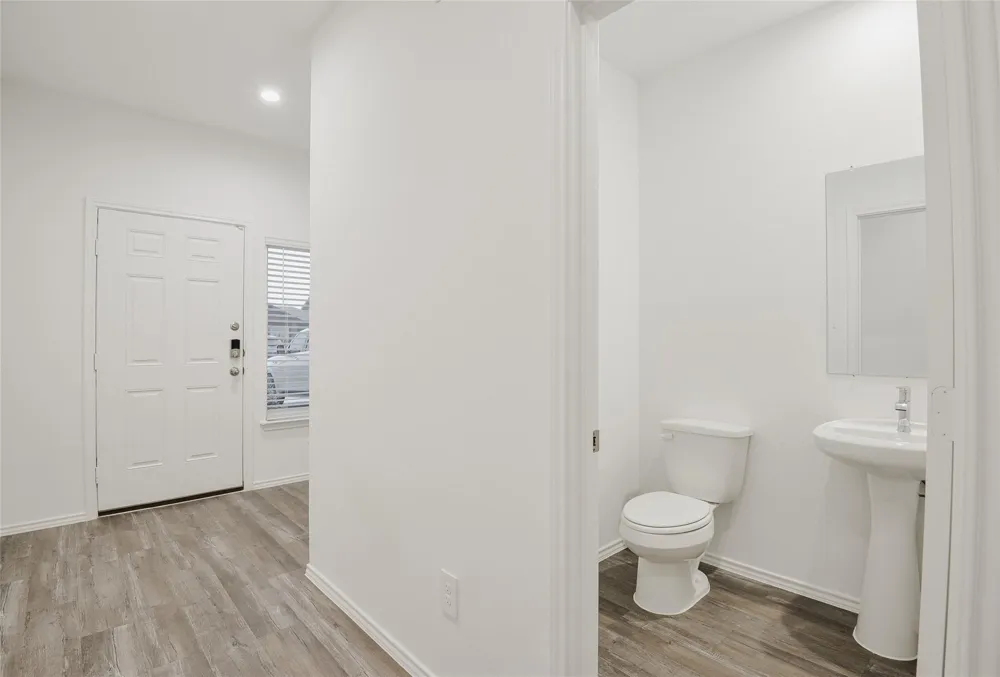 1055 Llano Trail Dayton, TX 77535
