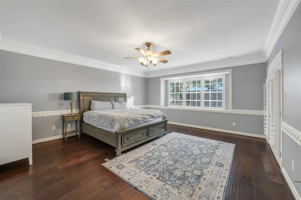 402 Lakeside Boulevard Sugar Land, TX 77478